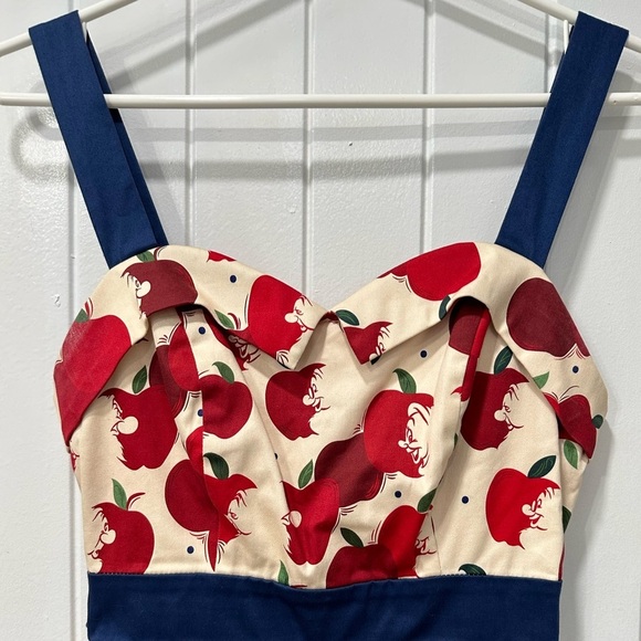 Disney Paris Snow White Dress w/ Apples and Dwarfs Prints - Picture 2 of 7